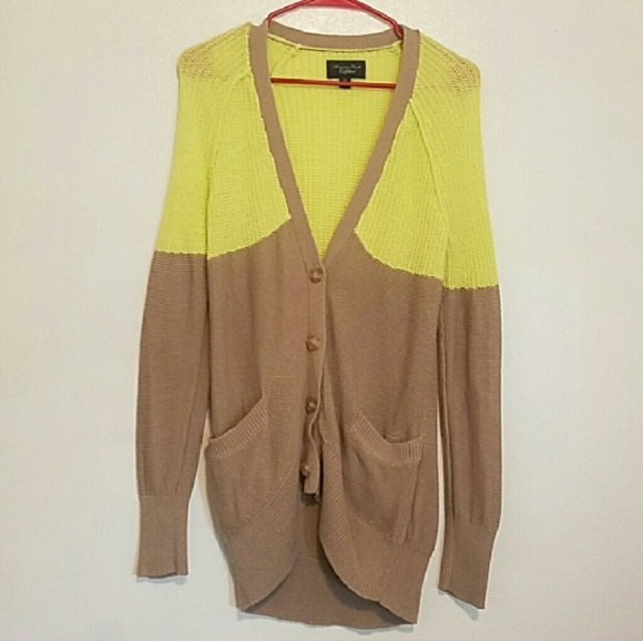 American Eagle Outfitters Sweaters - American Eagle yellow tan chunky knit cardigan
